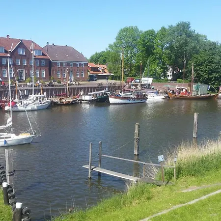 Helle Balkonwohnung Spiekeroog شقة *