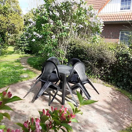 Helle Balkonwohnung Spiekeroog شقة *
